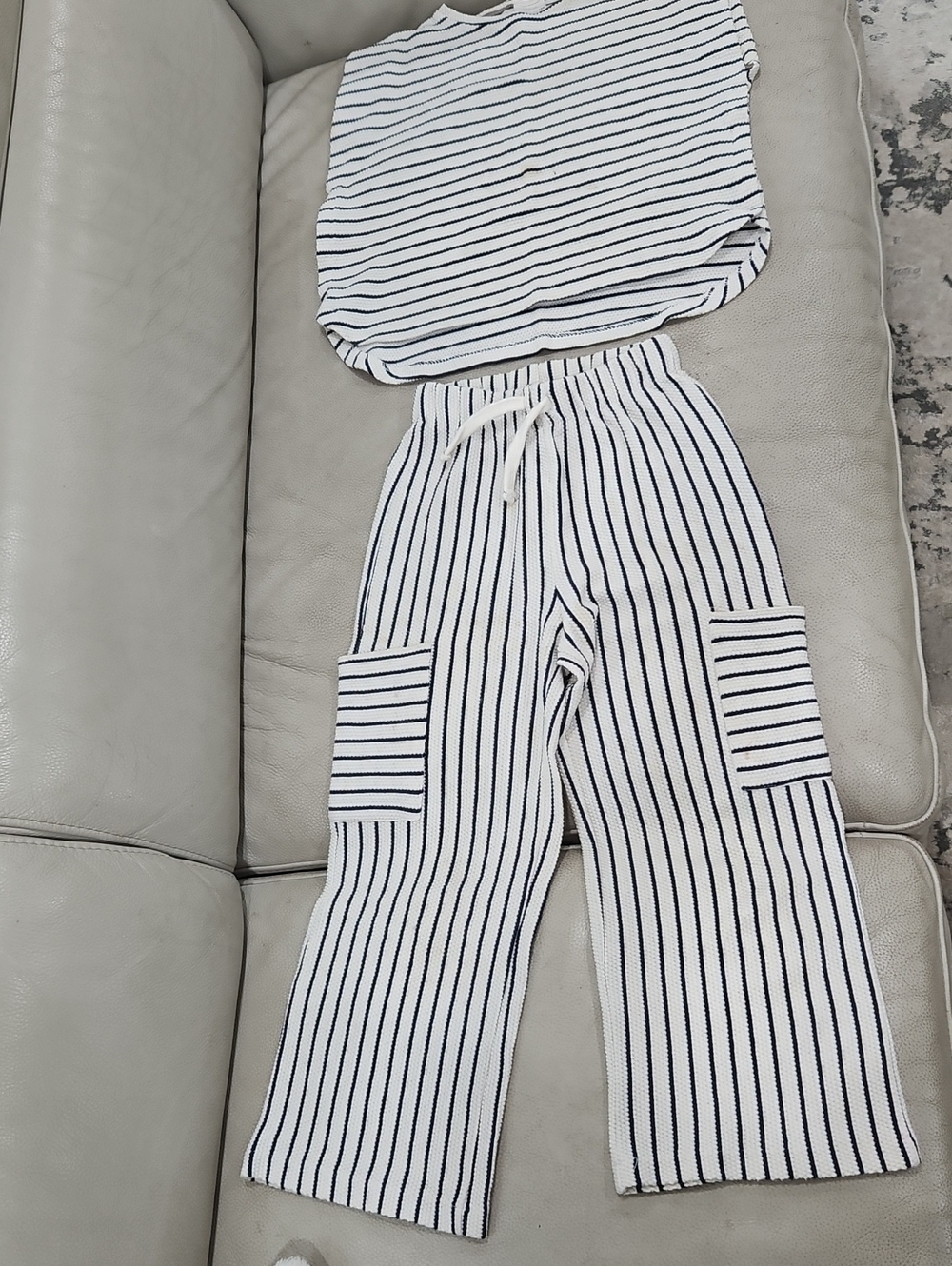 Zara White Wide-Leg Knit Pants with Black Stripes